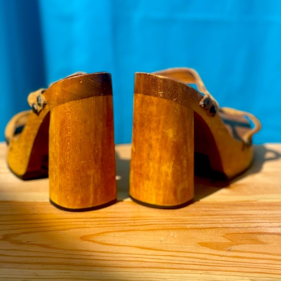 VINTAGE STEVE MADDEN WODDEN SANDALS SIZE. 6 - Picture 6 of 16